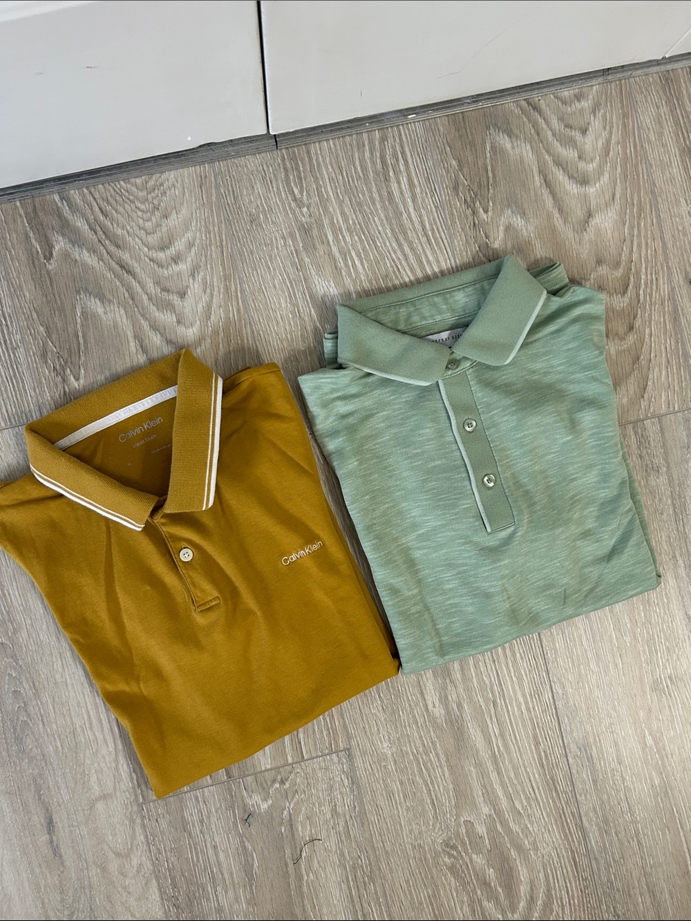 Calvin Klein/Geoffrey Beene Men’s  Polo Tops in Mustard and Sage Size Medium